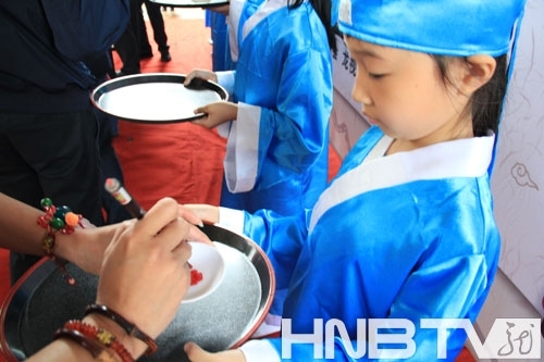 ������ʡ�׽조��ǿ��ѧ���ꡱ��ս������6��8������(��ͼ)